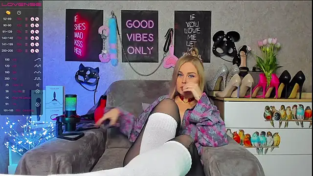 HannaKorsak online show from 12/16/24, 07:00
