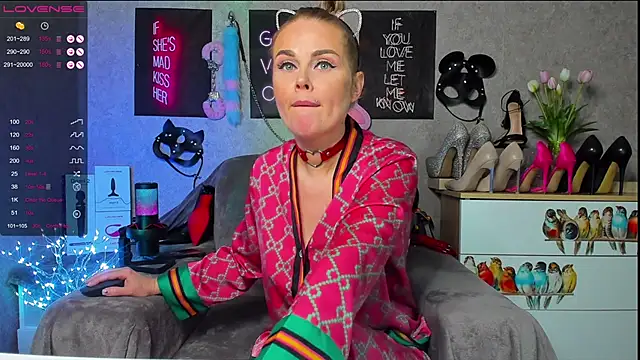 HannaKorsak online show from 02/02/25, 09:56