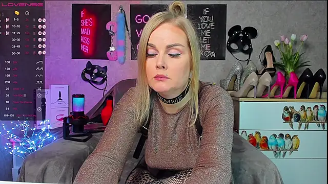 HannaKorsak online show from 02/12/25, 08:50