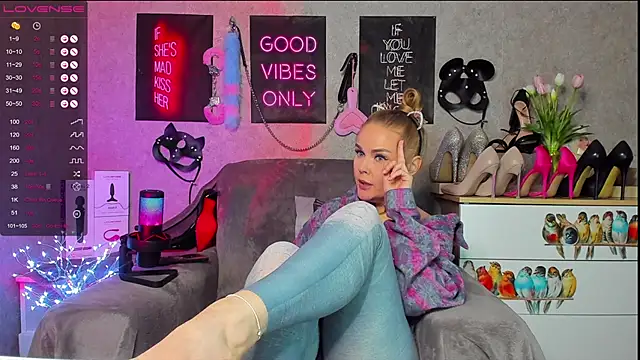 HannaKorsak online show from 03/12/25, 09:24