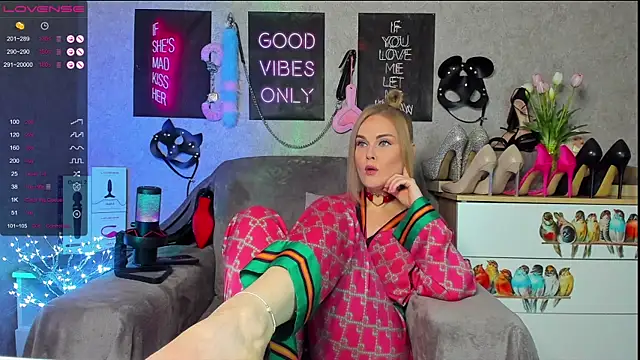 HannaKorsak online show from 03/19/25, 06:55
