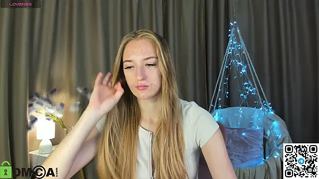 Snapshot of Stacy_River chatting on 09/30/25, 07:46 Stacy River online show from 09/30/25, 07:46