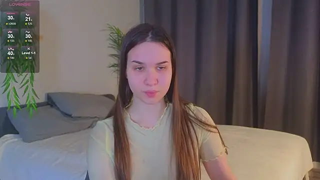 Snapshot of Roxie_Mils chatting on 12/10/24, 03:01 Roxie Mils online show from 12/10/24, 03:01