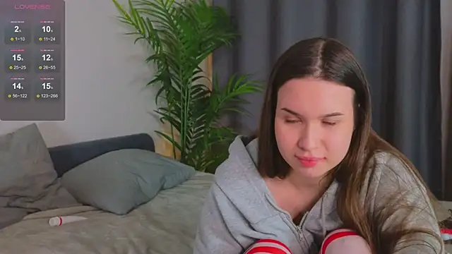 Snapshot of Roxie_Mils chatting on 02/04/25, 09:31 Roxie Mils online show from 02/04/25, 09:31