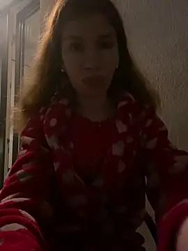 Snapshot of EvaRush chatting on 12/27/24, 06:42 EvaRush online show from 12/27/24, 06:42