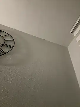 Snapshot of derFickerali chatting on 12/14/24, 02:34 derFickerali online show from 12/14/24, 02:34