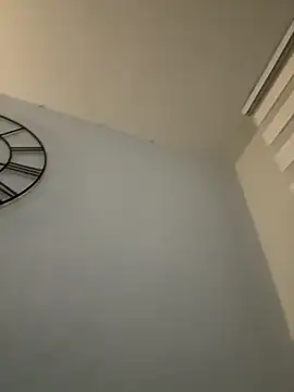 Snapshot of derFickerali chatting on 01/28/25, 02:32 derFickerali online show from 01/28/25, 02:32