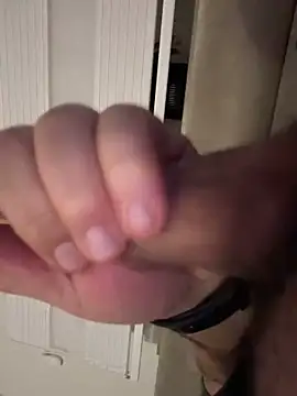 Snapshot of derFickerali chatting on 03/08/25, 02:34 derFickerali online show from 03/08/25, 02:34