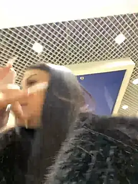 Snapshot of Chloe__Moon chatting on 01/15/25, 11:53 Chloe Moon online show from 01/15/25, 11:53