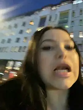 Snapshot of Chloe__Moon chatting on 01/17/25, 02:28 Chloe Moon online show from 01/17/25, 02:28