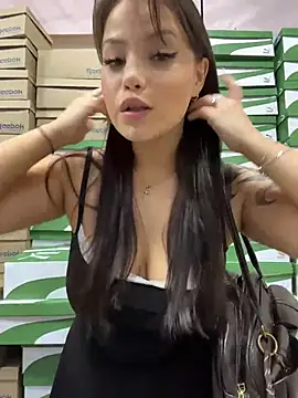 Chloe  Moon online show from 06/10/26, 02:16