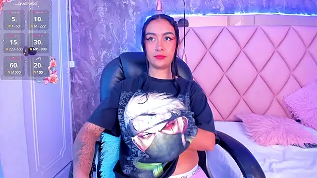 AntonellaQueenn online show from 01/04/25, 11:22