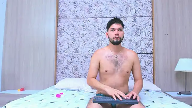 dafne hada online show from 02/01/25, 03:50