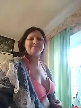LyxBabyLove online show from 02/04/25, 11:05