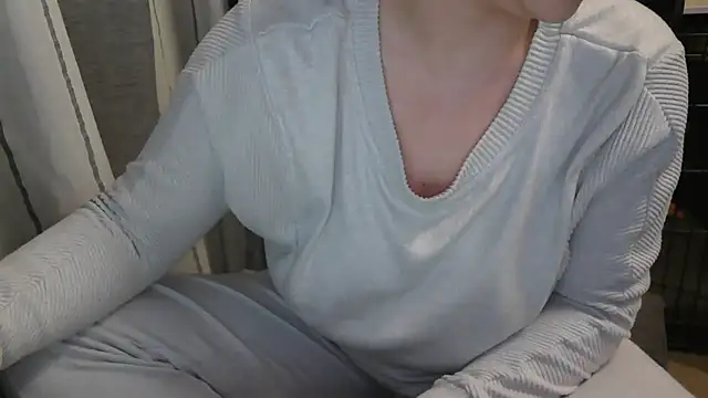 LaRa forU online show from 02/08/25, 05:39