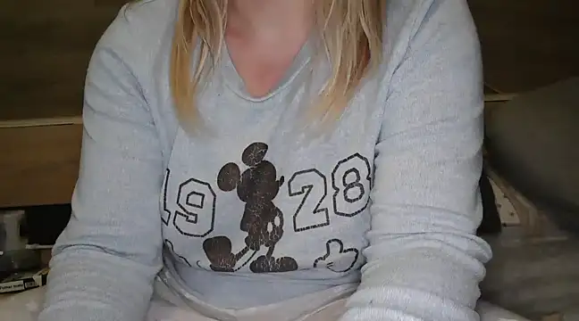 LaRa forU online show from 03/02/25, 10:38