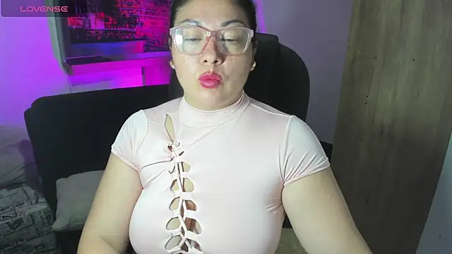 jessicarabbit 1 online show from 05/15/26, 11:34