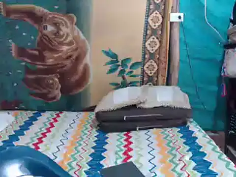 Snapshot of mom_son_dirty chatting on 09/25/25, 02:10 mom son dirty online show from 09/25/25, 02:10