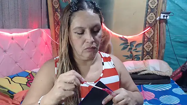 mom son dirty online show from 11/19/25, 10:32