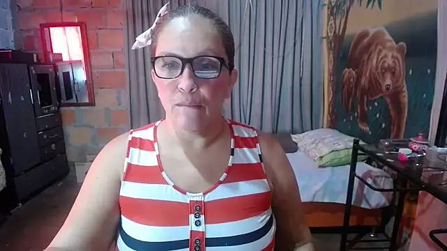 mom son dirty online show from 06/05/26, 02:12