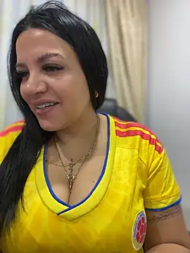 Milff parkerrr online show from 06/01/26, 11:17