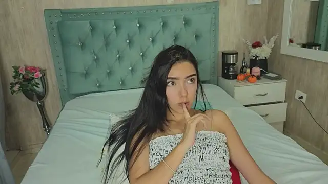 Marcelaa fox online show from 07/06/26, 08:44