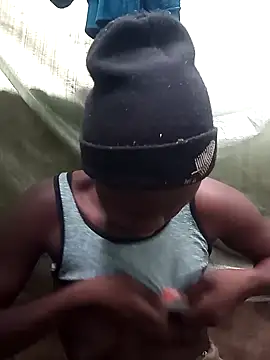Black juicy24 online show from 01/04/25, 12:05