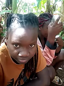 Black juicy24 online show from 01/17/25, 11:17