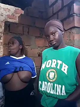 Snapshot of Black_juicy24 chatting on 10/08/25, 04:32 Black juicy24 online show from 10/08/25, 04:32