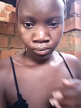 Snapshot of Black_juicy24 chatting on 10/11/25, 04:44 Black juicy24 online show from 10/11/25, 04:44