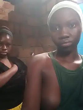 Snapshot of Black_juicy24 chatting on 10/16/25, 04:24 Black juicy24 online show from 10/16/25, 04:24