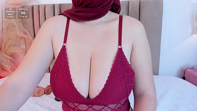 Snapshot of samaara_ chatting on 09/12/25, 11:54 samaara online show from 09/12/25, 11:54