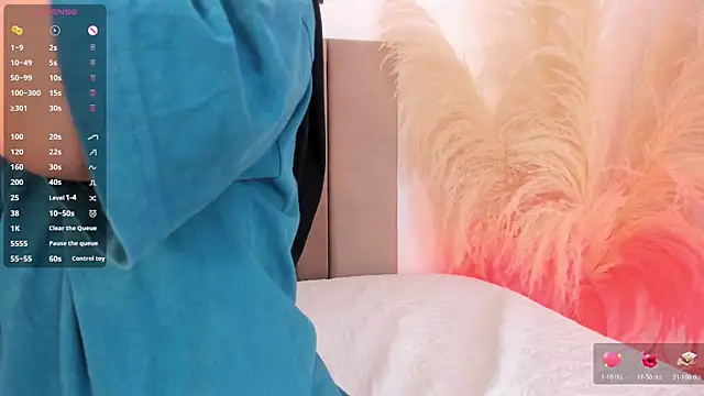 Snapshot of samaara_ chatting on 10/27/25, 12:31 samaara online show from 10/27/25, 12:31