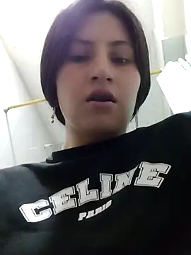 Snapshot of Salomecam30 chatting on 02/04/25, 03:00 Salomecam30 online show from 02/04/25, 03:00