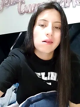 Snapshot of Salomecam30 chatting on 02/20/25, 04:28 Salomecam30 online show from 02/20/25, 04:28