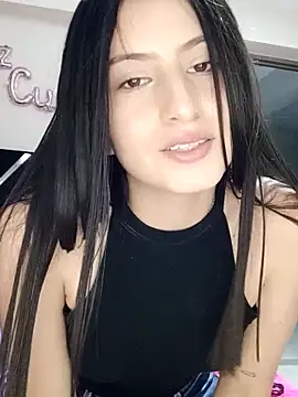 Snapshot of Salomecam30 chatting on 03/08/25, 11:18 Salomecam30 online show from 03/08/25, 11:18