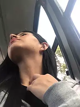 Snapshot of Salomecam30 chatting on 03/21/25, 08:29 Salomecam30 online show from 03/21/25, 08:29