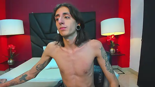 Snapshot of Matthew_Dixonn chatting on 01/05/25, 06:56 Matthew Dixonn online show from 01/05/25, 06:56