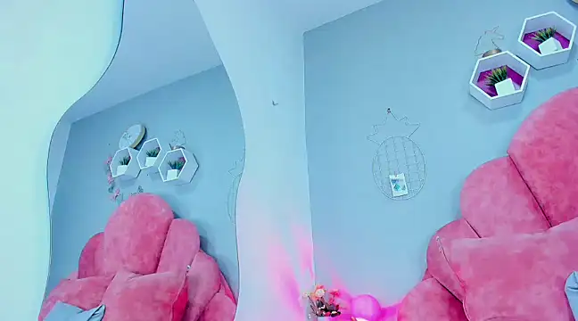 StefanyWilliams  online show from 01/21/25, 02:54