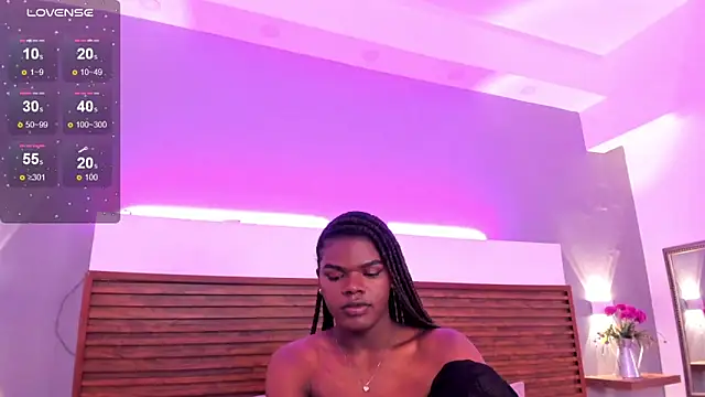 CamiEstrada online show from 01/12/25, 10:43
