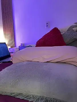 Snapshot of Mae_Henao9 chatting on 09/09/25, 04:12 Mae Henao9 online show from 09/09/25, 04:12