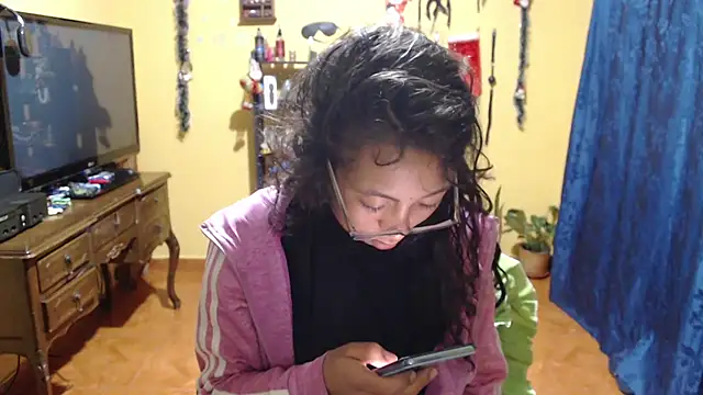 Snapshot of smith_lechosoxxx chatting on 11/18/25, 08:08 smith lechosoxxx online show from 11/18/25, 08:08