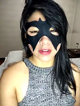 Snapshot of Giviper1 chatting on 11/16/25, 02:28 Giviper1 online show from 11/16/25, 02:28