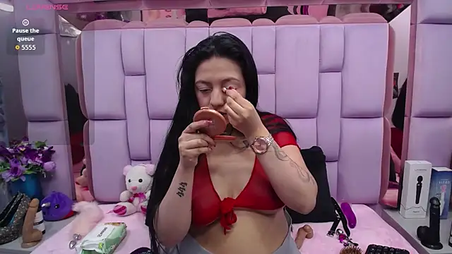 Snapshot of slut_anal_ chatting on 09/22/25, 09:06 slut anal online show from 09/22/25, 09:06