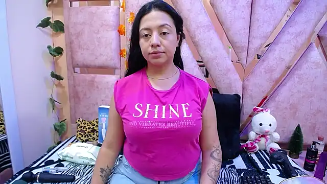 Snapshot of slut_anal_ chatting on 11/28/25, 07:27 slut anal online show from 11/28/25, 07:27