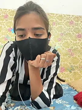 ks536191 online show from 10/16/25, 04:57