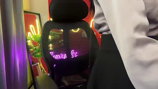 simrann 69 online show from 09/21/25, 11:01