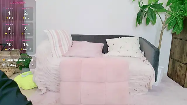 Snapshot of cohaku_329 chatting on 11/09/25, 12:14 cohaku 329 online show from 11/09/25, 12:14