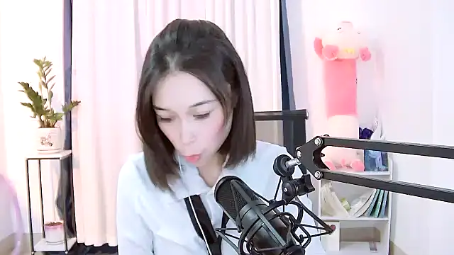 Amity-ox online show from 01/21/25, 08:21