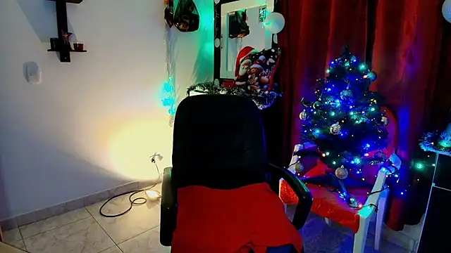 Snapshot of TinnaDawsom chatting on 12/20/24, 04:53 TinnaDawsom online show from 12/20/24, 04:53